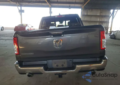 2019 Ram 1500 Big Horn/Lone Star из США, поврежденный, VIN 1C6RREFT0KN891853